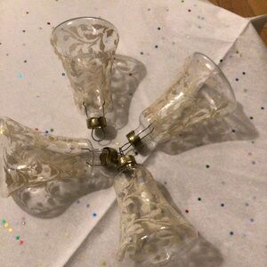 Delicatev Embossed. Vintage Bells